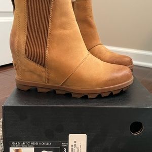 Sorel Joan of Arctic Wedge II size 8 camel brown
